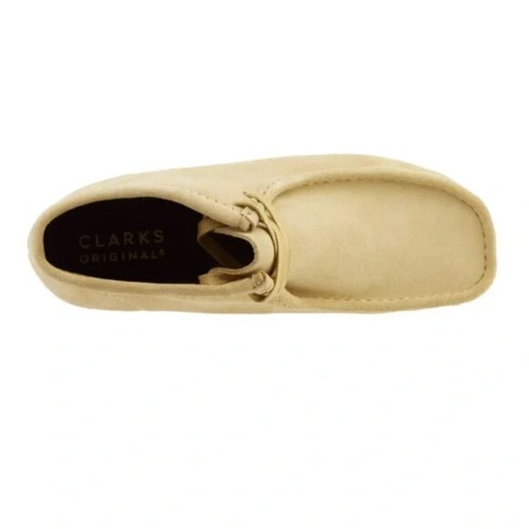 Clarks Wallabee Boots  Size 8- Color Maple Suede - NEW without Box